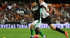 Juan Camilo Hernández con el Betis