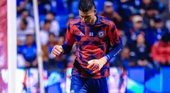 Kevin Mier con Cruz Azul