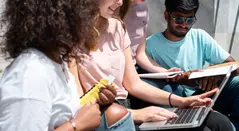 Cursos gratis para aprender programación e inteligencia artificial