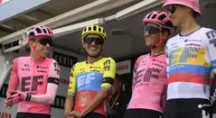 Rigoberto Urán, Esteban Chaves y Richard Carapaz - EF Education