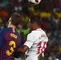 Luis Fernando Muriel y Gerard Piqué disputan un balón en la Supercopa de España