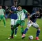 Dayro Moreno y Matías de los Santos en un duelo entre Nacional y Millonarios