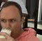 Chris Froome tomando jugo de lulo en Colombia